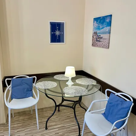 Homestay & Sea - I Mieszkania