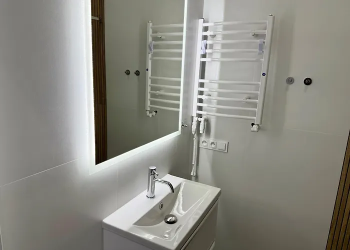 & Sea - I Mieszkania Homestay *